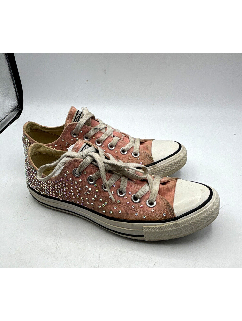 Converse All Star Pink/White Low Top Lace Up Sneakers Women’s Casual Activewear
